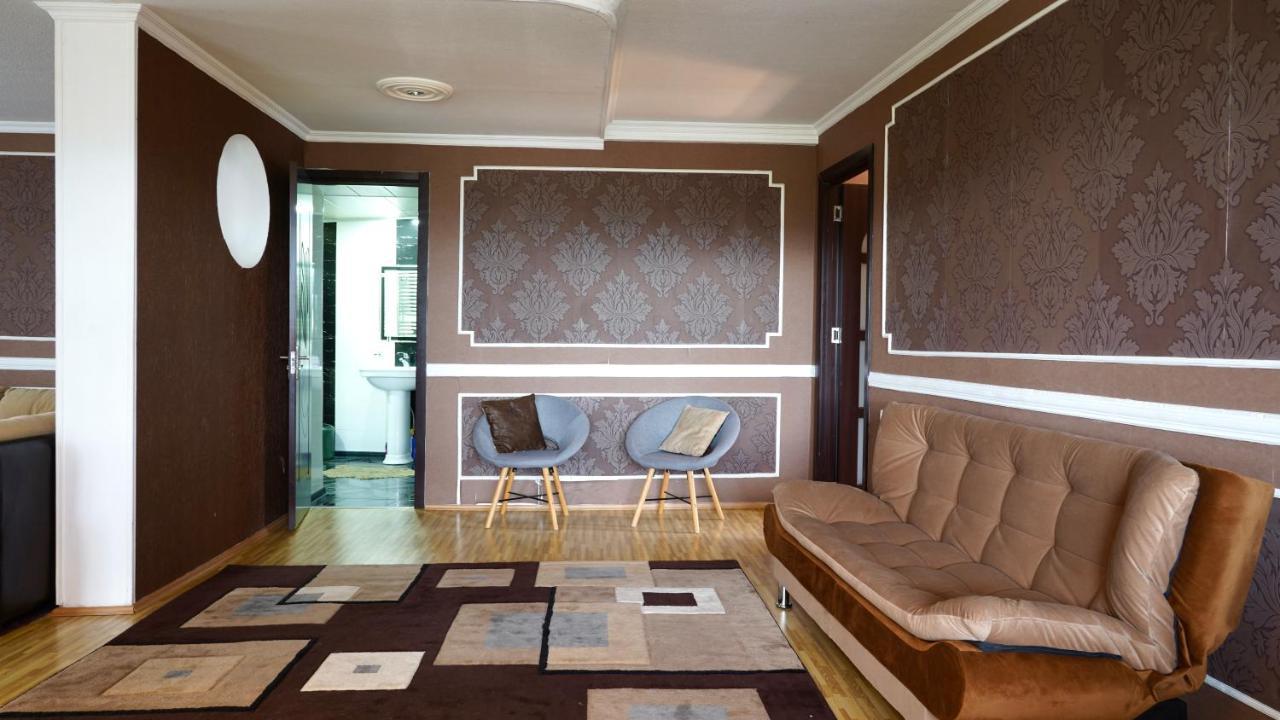Apartment Shafi 8 Tbilissi Extérieur photo