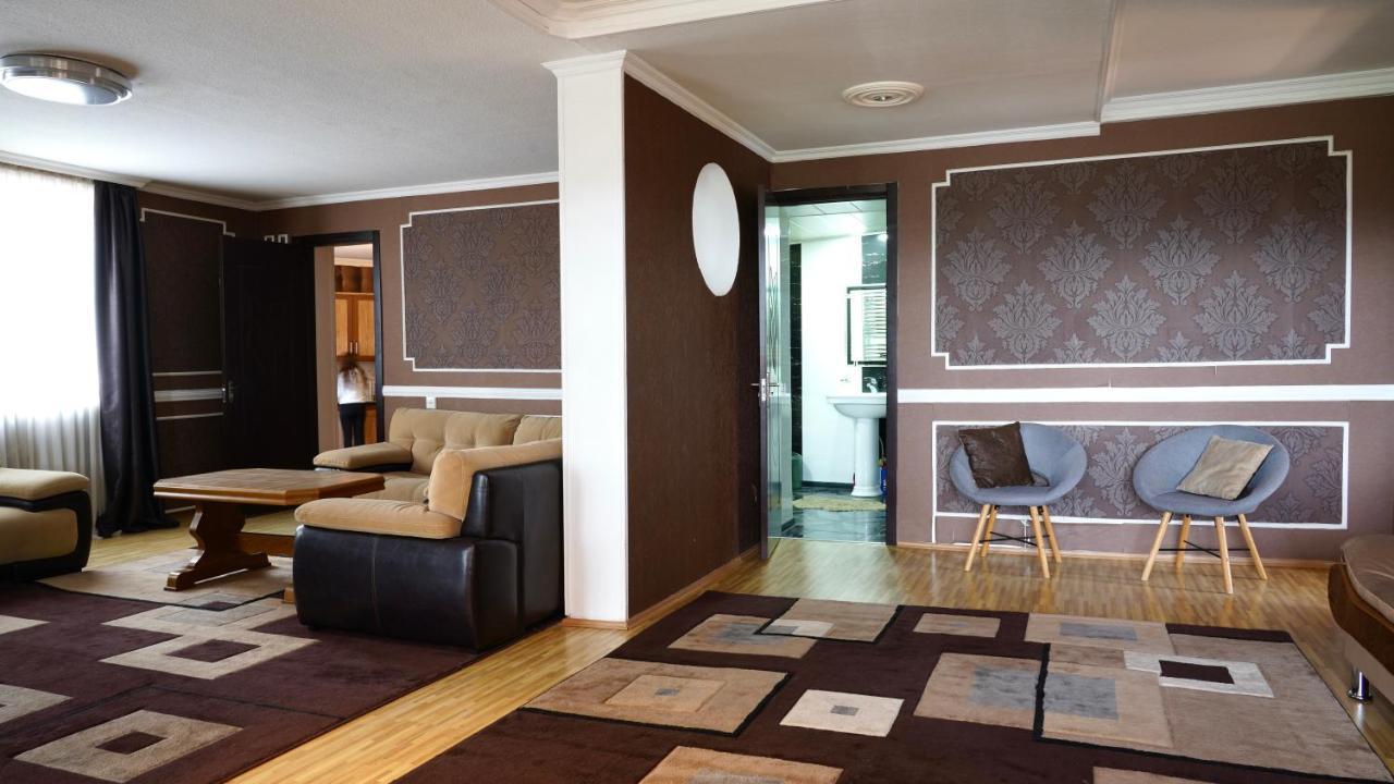 Apartment Shafi 8 Tbilissi Extérieur photo