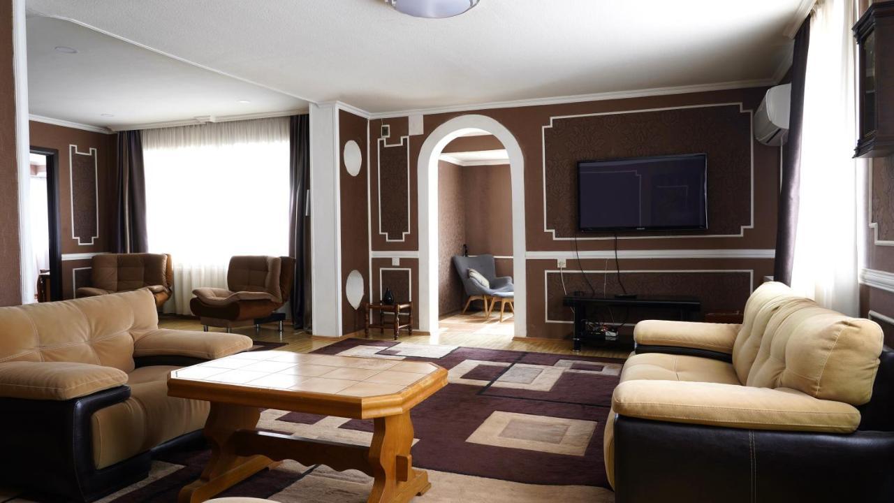 Apartment Shafi 8 Tbilissi Extérieur photo